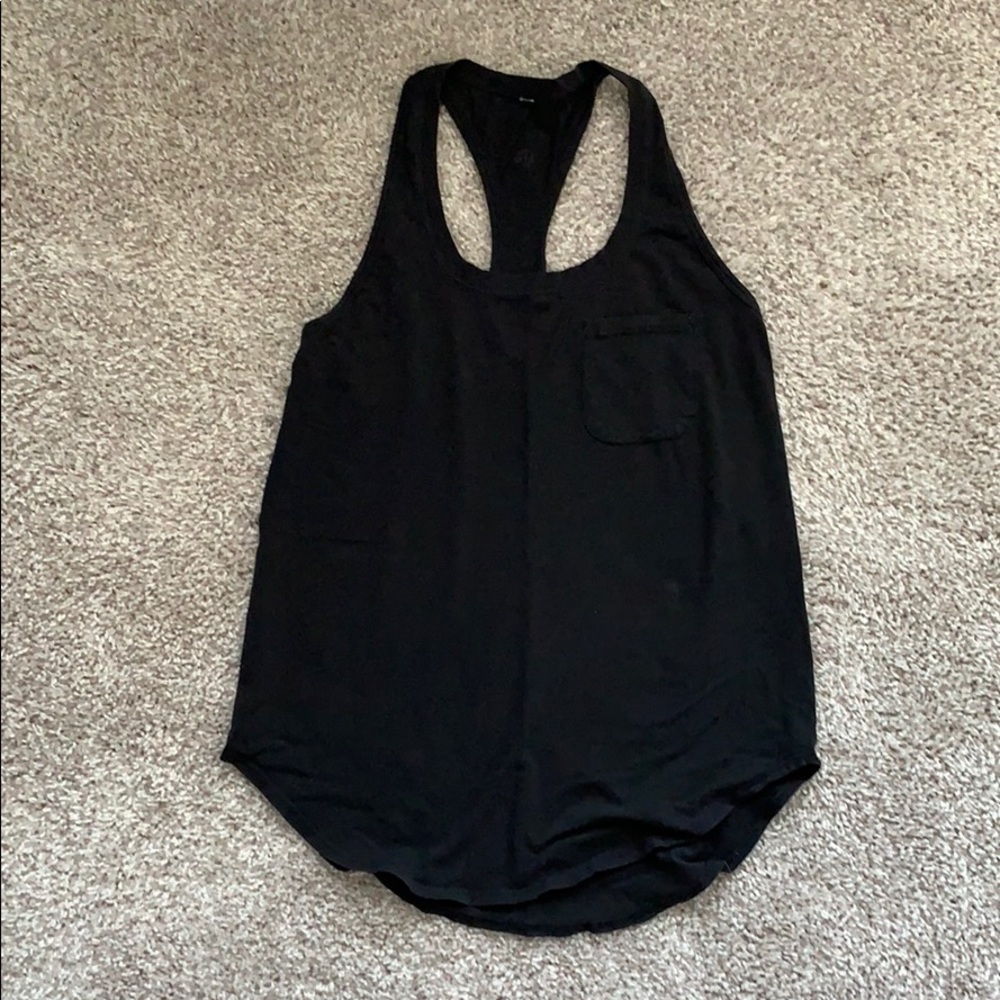 Lululemon pocket tank